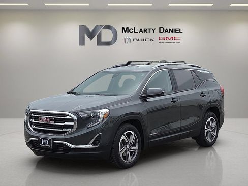 Certified 2020 GMC Terrain SLT FWD image 3