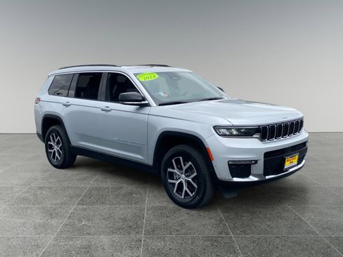 Used 2024 Jeep Grand Cherokee L Limited w/ Luxury Tech Group II AWD/4WD image 7