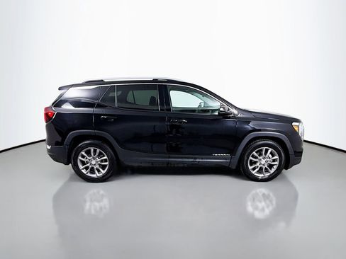 Used 2024 GMC Terrain SLT image 8