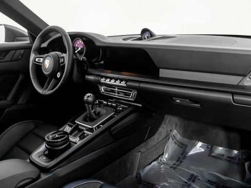 Used 2024 Porsche 911 Carrera GTS w/ Premium Package image 48