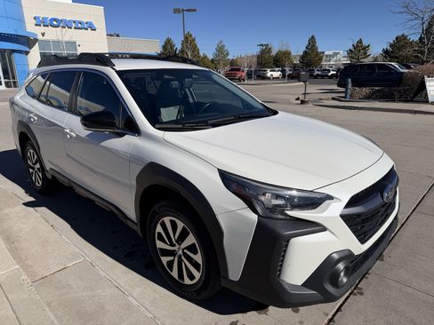 Used 2023 Subaru Outback Premium w/ Popular Package #1 image 7