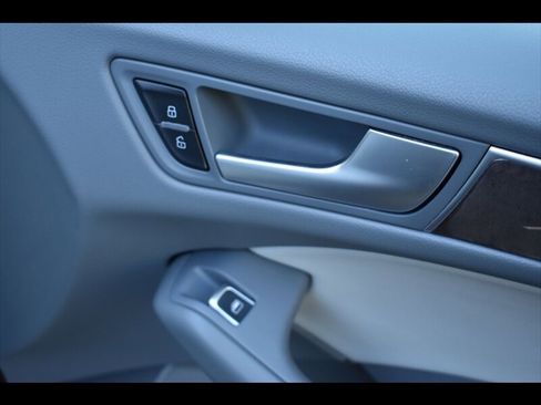 Used 2014 Audi Q5 2.0T Premium Plus image 35