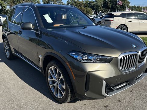 Used 2026 BMW X5 xDrive40i w/ Climate Comfort Package AWD/4WD image 2