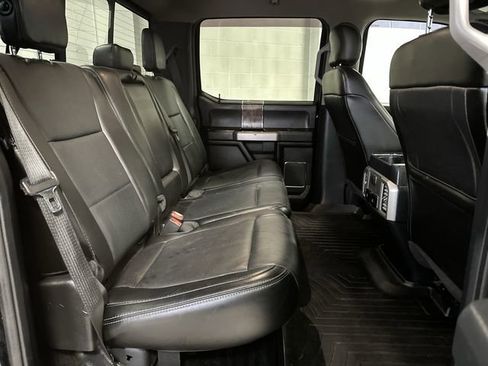 Certified 2017 Ford F250 Lariat w/ Chrome Package image 32