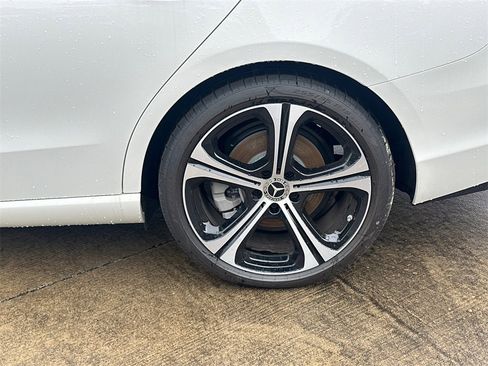 Used 2025 Mercedes-Benz C 300 4MATIC Sedan image 23