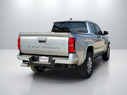 Used 2024 Toyota Tacoma Limited image 5