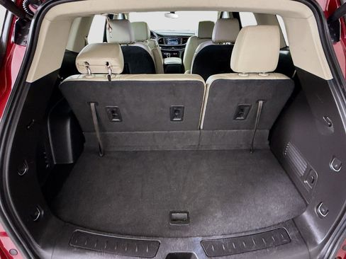Used 2019 Buick Enclave Essence image 35