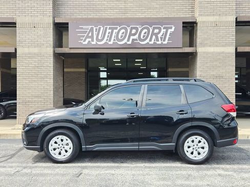 Used 2021 Subaru Forester AWD/4WD image 5