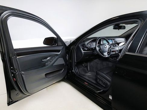 Used 2014 BMW 550i Sedan image 27
