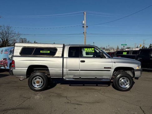 Used 2002 Dodge Ram 2500 Truck 4x4 Quad Cab image 9