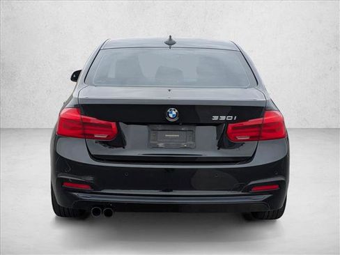 Used 2017 BMW 330i Sedan RWD image 6