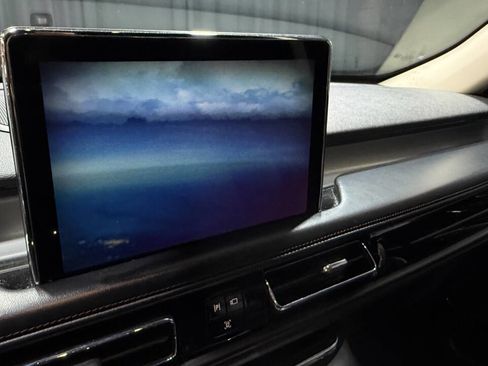 Used 2021 Lincoln Aviator AWD image 58