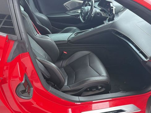 Used 2020 Chevrolet Corvette Stingray Preferred Cpe w/ 2LT Preferred Equipment Group RWD image 11