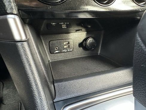 Used 2021 Subaru Forester Premium image 35