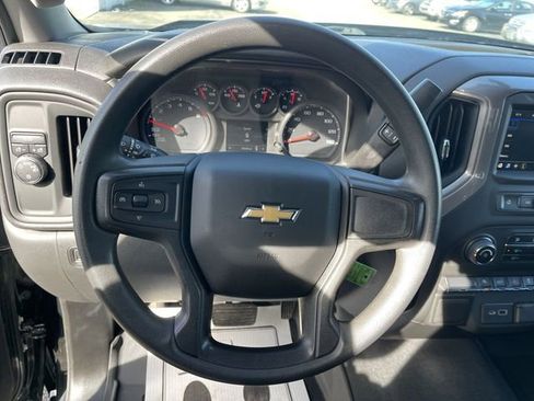Used 2021 Chevrolet Silverado 1500 Custom image 14