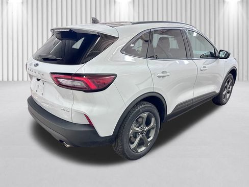 New 2026 Ford Escape ST-Line w/ Cold Weather Package AWD/4WD image 5