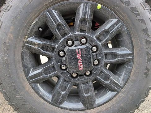 New 2026 GMC Sierra 2500 AT4 w/ AT4 Premium Plus Package image 6