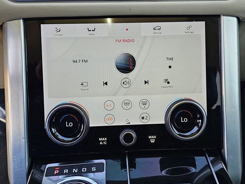 Used 2019 Land Rover Range Rover Long Wheelbase Supercharged AWD/4WD image 23