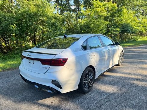 Certified 2024 Kia Forte GT-Line FWD image 3