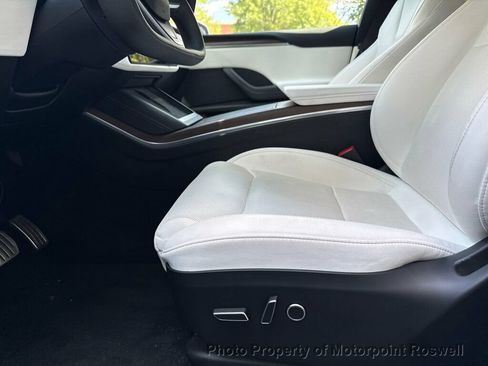 Used 2023 Tesla Model X AWD/4WD image 14