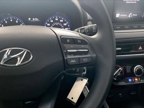 Used 2022 Hyundai Kona SE w/ Cargo Package FWD image 25