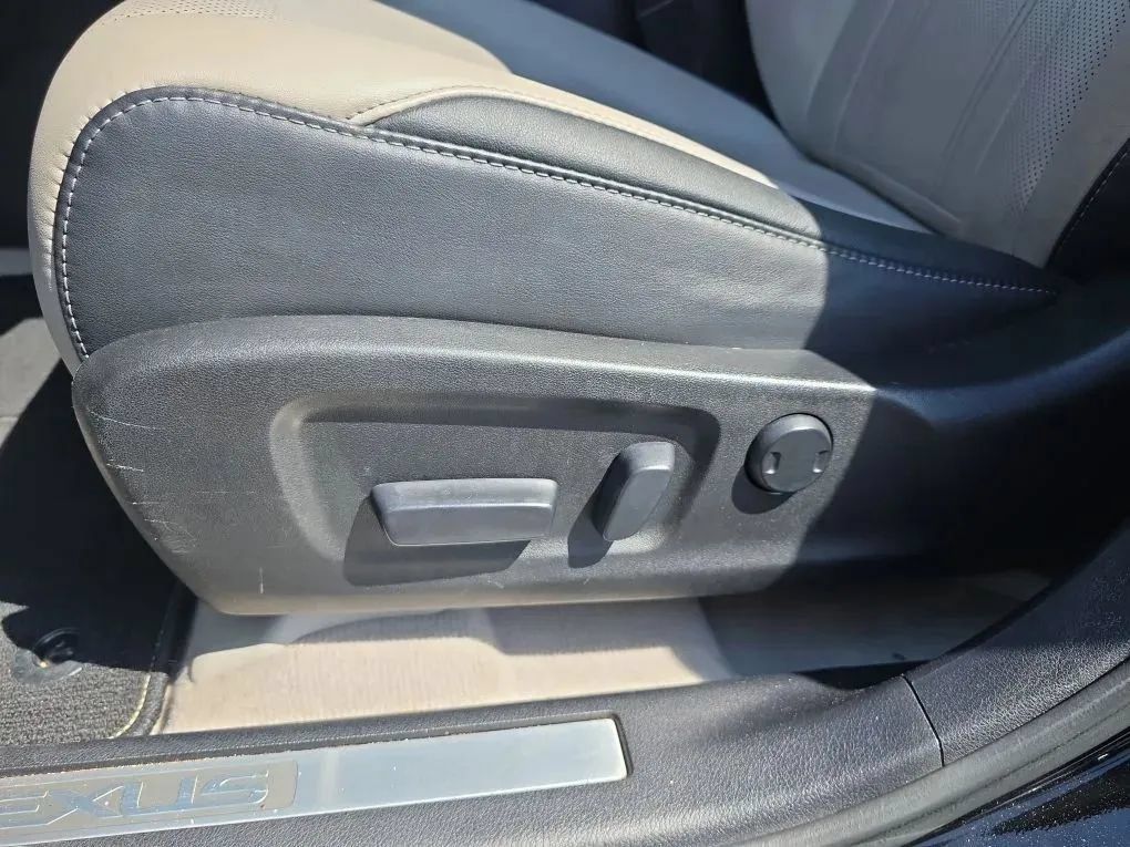 Used 2016 Lexus RX 350 FWD w/ Premium Package image 15