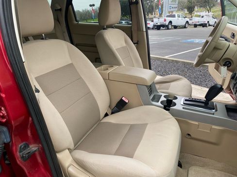 Used 2008 Ford Escape XLT image 35