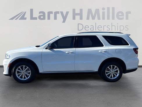 Used 2023 Dodge Durango SXT Launch Edition image 3