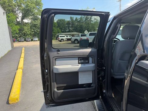 Used 2014 Ford F150 XLT w/ Equipment Group 302A Luxury AWD/4WD image 16