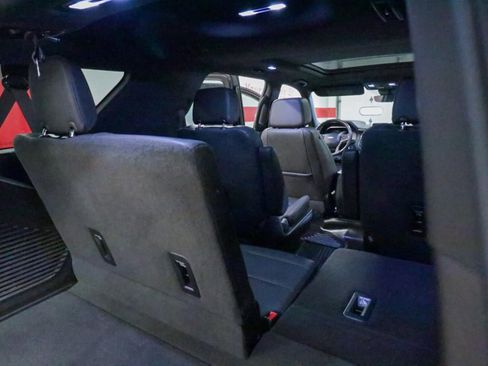 Used 2023 Chevrolet Tahoe High Country w/ Premium Package 2 image 27