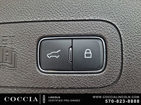 Certified 2023 Lincoln Aviator Black Label w/ Dynamic Handling Package AWD/4WD image 30