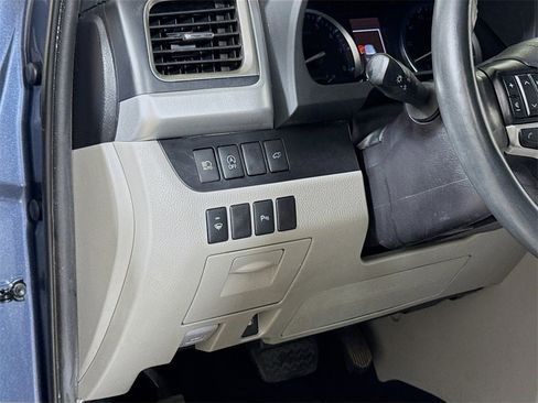 Used 2019 Toyota Highlander Limited image 8