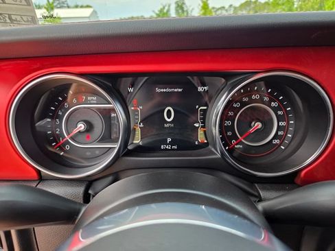 Used 2022 Jeep Gladiator Rubicon w/ LED Lighting Group AWD/4WD image 33