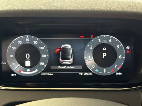New 2026 Land Rover Range Rover Evoque S AWD/4WD image 33