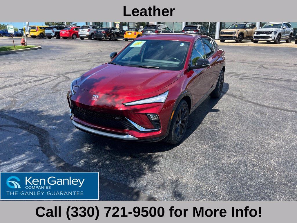 Used 2024 Buick Envista Sport Touring w/ Convenience I Package FWD image 2