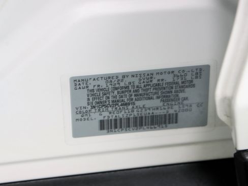 Used 2023 Nissan Kicks SV image 31