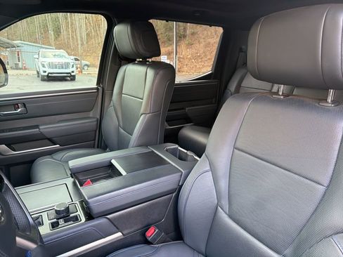 Used 2023 Toyota Tundra Platinum image 9