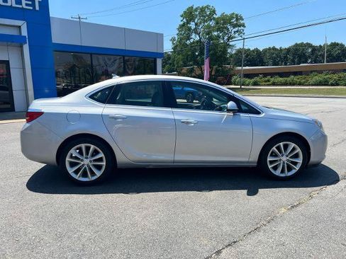 Used 2014 Buick Verano Convenience FWD image 4