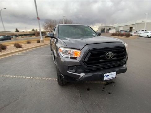 Used 2020 Toyota Tacoma SR w/ SR Convenience Package image 4