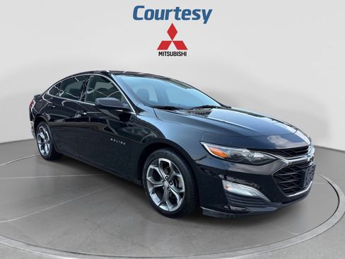 Used 2019 Chevrolet Malibu RS FWD image 5