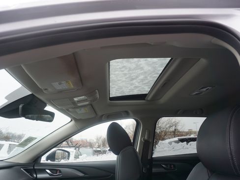 Used 2023 MAZDA CX-9 Touring Plus image 8