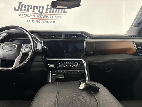 Used 2023 GMC Sierra 1500 Denali AWD/4WD image 27