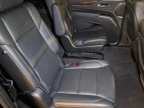 Certified 2023 Cadillac Escalade ESV Luxury image 23