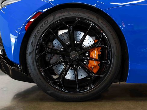 Used 2025 McLaren Artura Spider RWD image 13