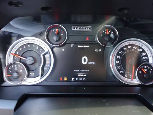 Used 2022 RAM 1500 Express w/ Wheel & Sound Group AWD/4WD image 46