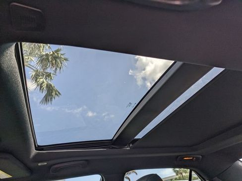 Used 2018 Chrysler 300 C w/ Sun, Sound & Nav Package RWD image 25