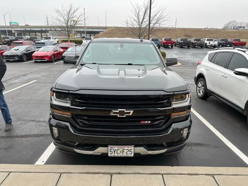 Used 2018 Chevrolet Silverado 1500 LT w/ Texas Edition image 2