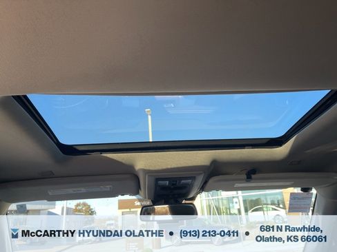 Used 2017 RAM 1500 Laramie w/ Convenience Group image 11