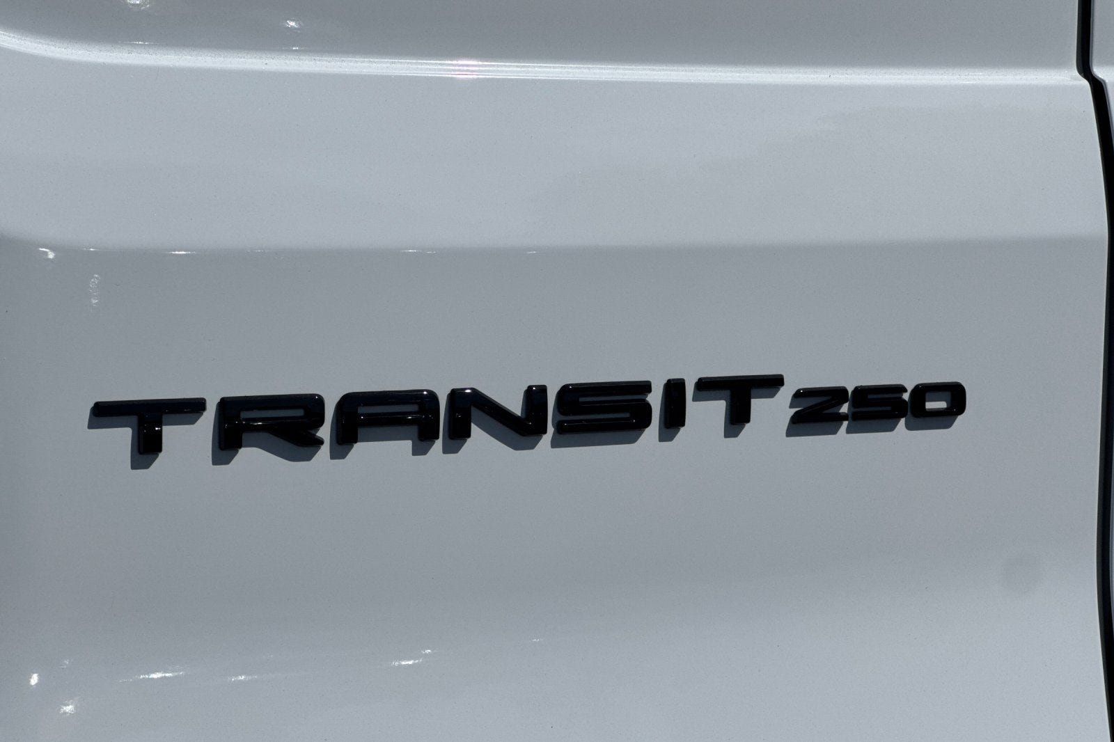 New 2026 Ford Transit 250 148 Medium Roof RWD image 8