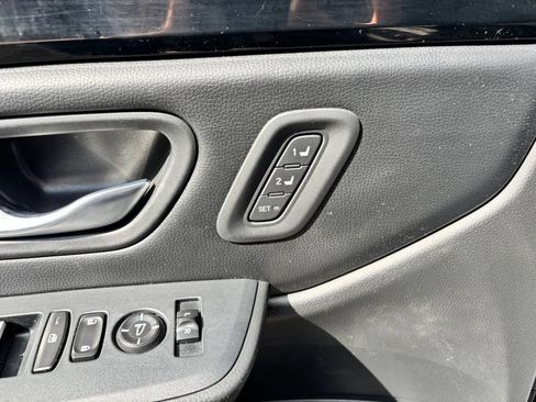 Used 2025 Honda Pilot EX-L image 19